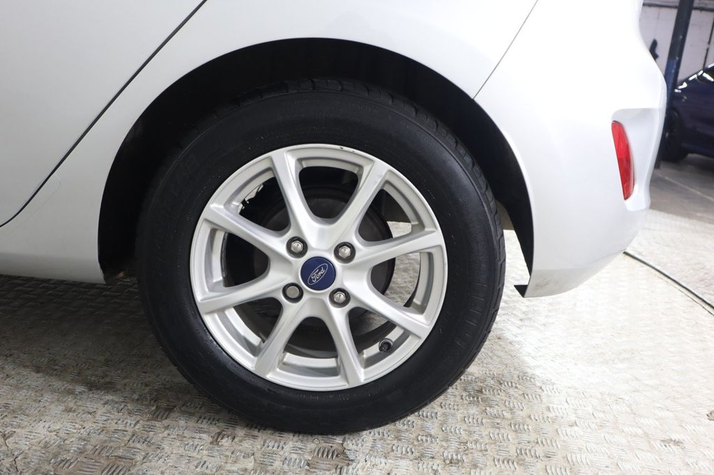 Used Ford Fiesta 2017 for sale - 77680603: Photo 13