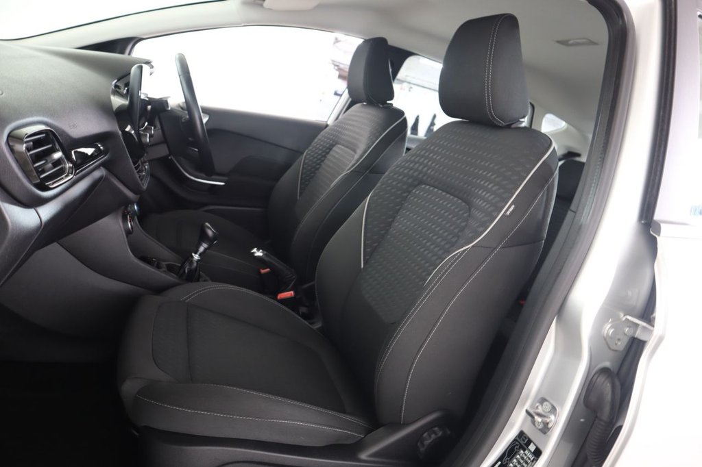 Used Ford Fiesta 2017 for sale - 77680603: Photo 27