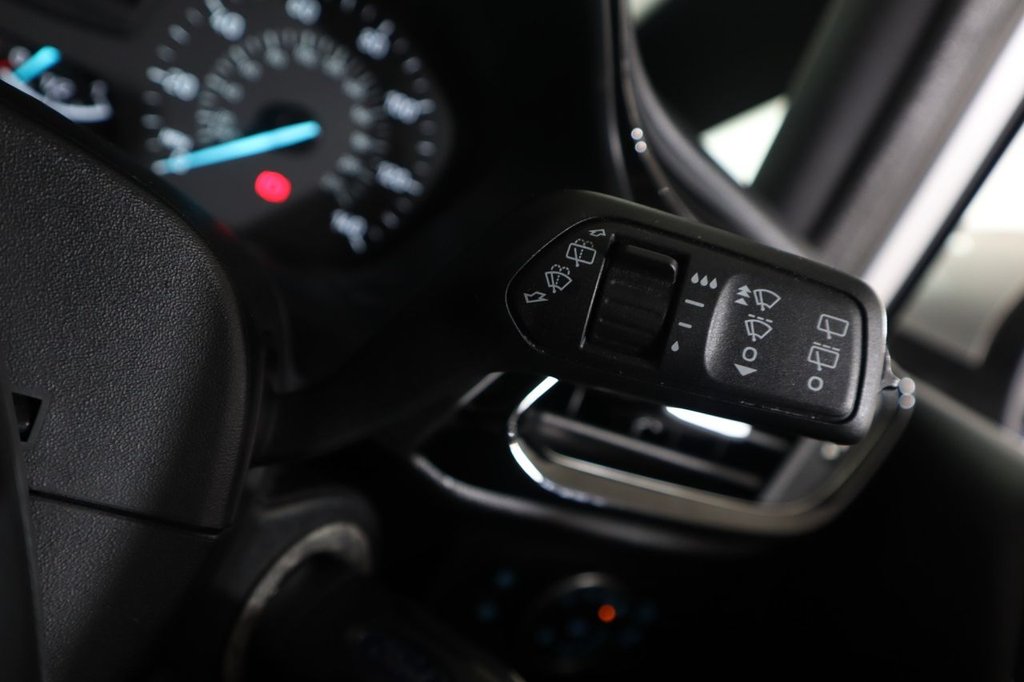 Used Ford Fiesta 2017 for sale - 77680603: Photo 28