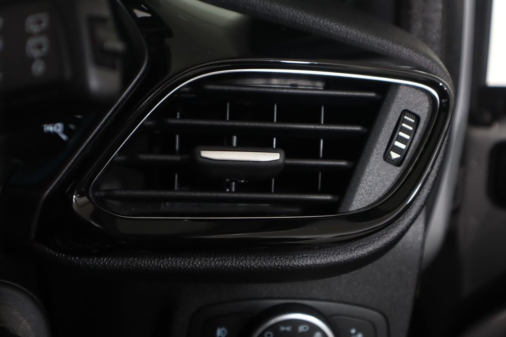 Used Ford Fiesta 2017 for sale - 77680603: Photo 37