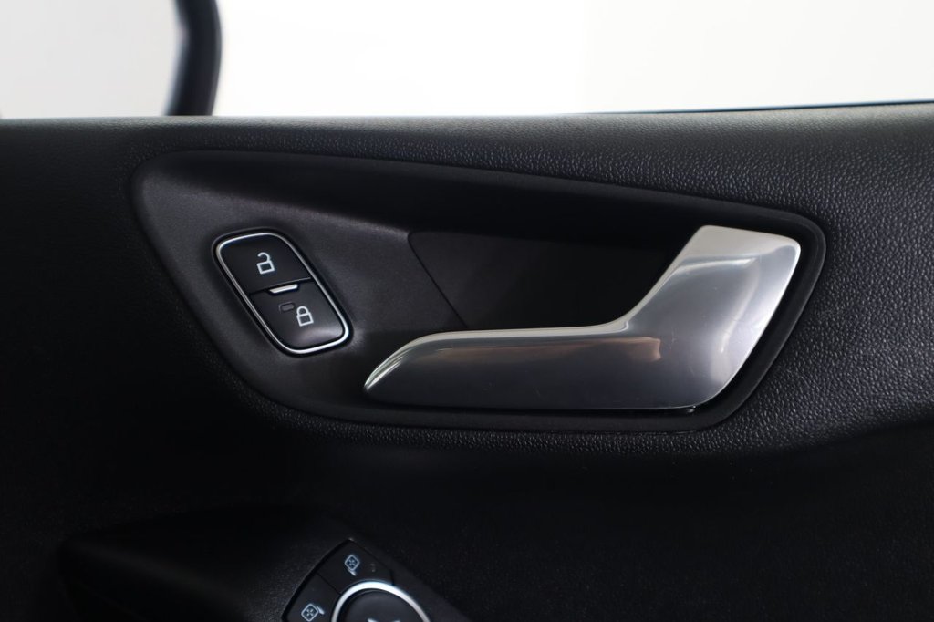 Used Ford Fiesta 2017 for sale - 77680603: Photo 42