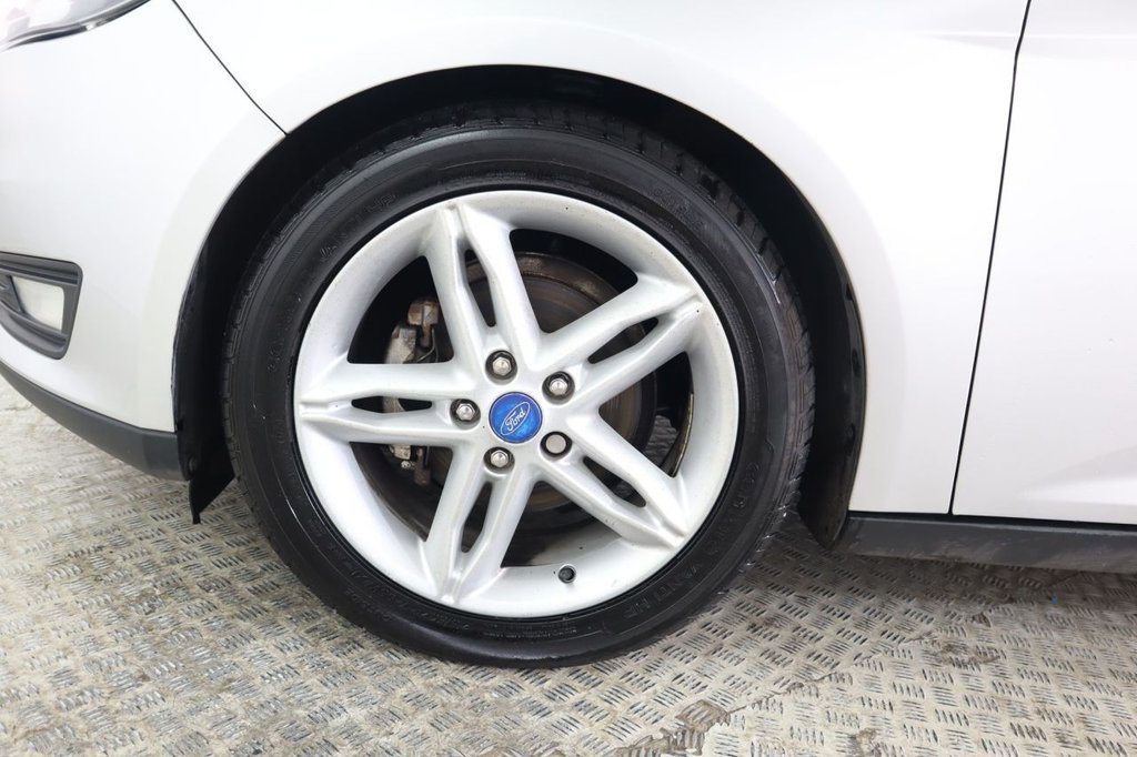 Used Ford Focus 2015 for sale - 77621430: Photo 14