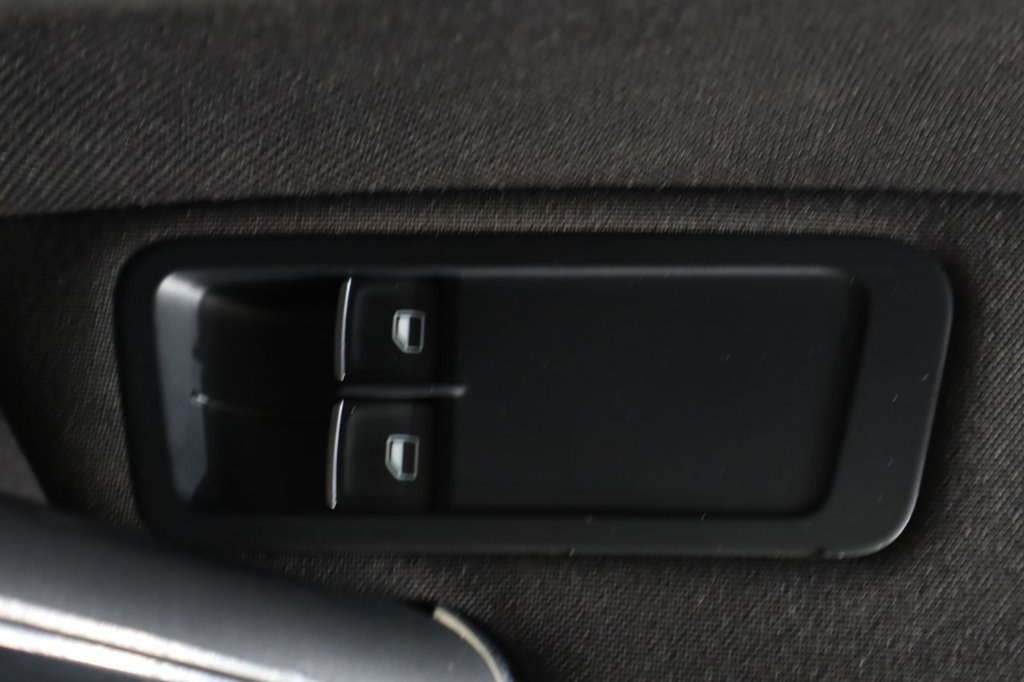 Used Volkswagen Golf 2014 for sale - 76604886: Photo 34