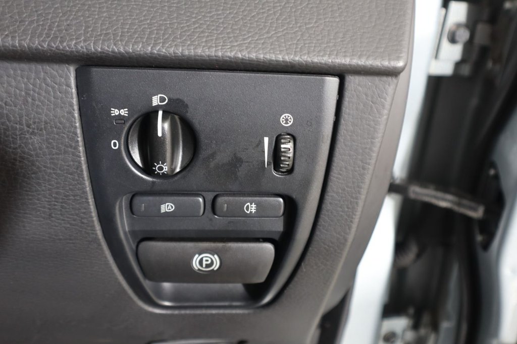 Used Volvo XC90 2014 for sale - 78043927: Photo 38