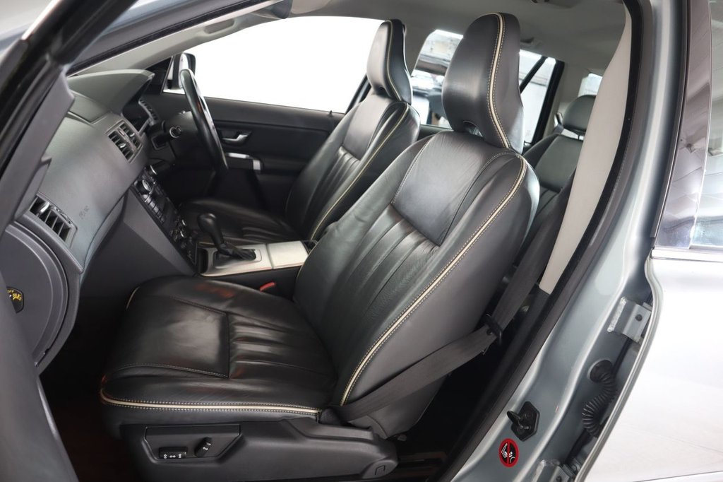 Used Volvo XC90 2014 for sale - 78043927: Photo 47