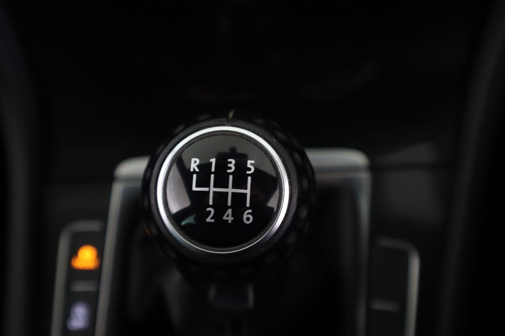 Used Volkswagen Golf 2015 for sale - 76256472: Photo 19