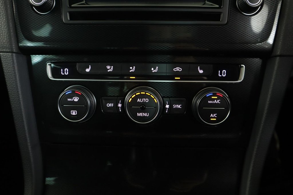 Used Volkswagen Golf 2015 for sale - 76256472: Photo 23