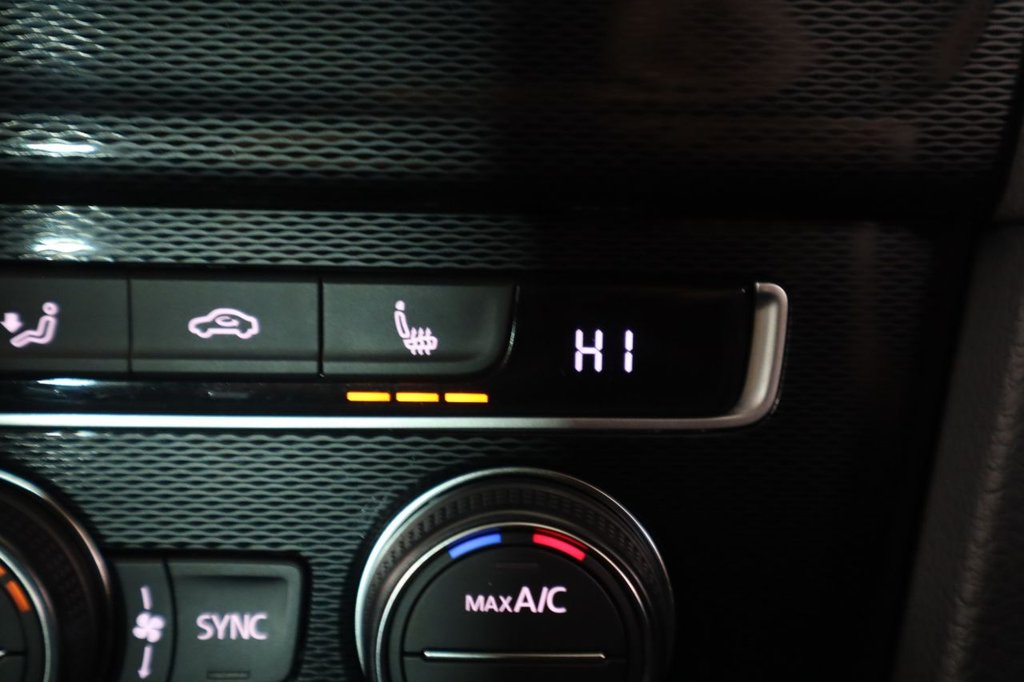 Used Volkswagen Golf 2015 for sale - 76256472: Photo 24