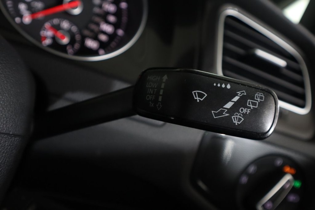 Used Volkswagen Golf 2015 for sale - 76256472: Photo 29