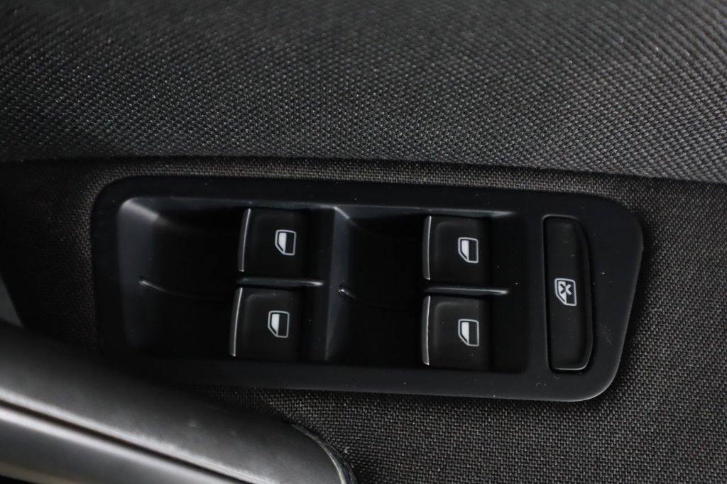 Used Volkswagen Golf 2015 for sale - 76256472: Photo 33