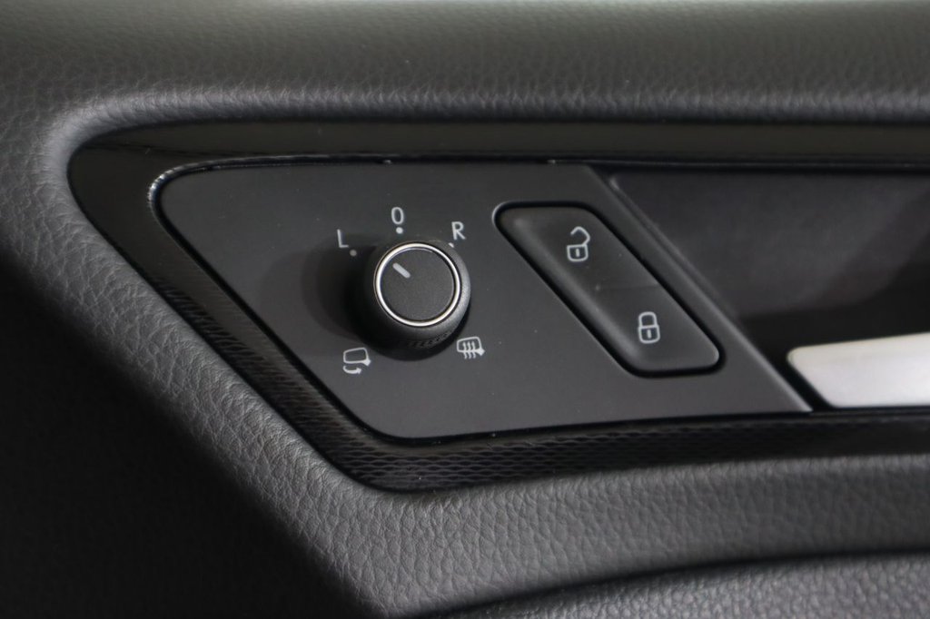 Used Volkswagen Golf 2015 for sale - 76256472: Photo 34