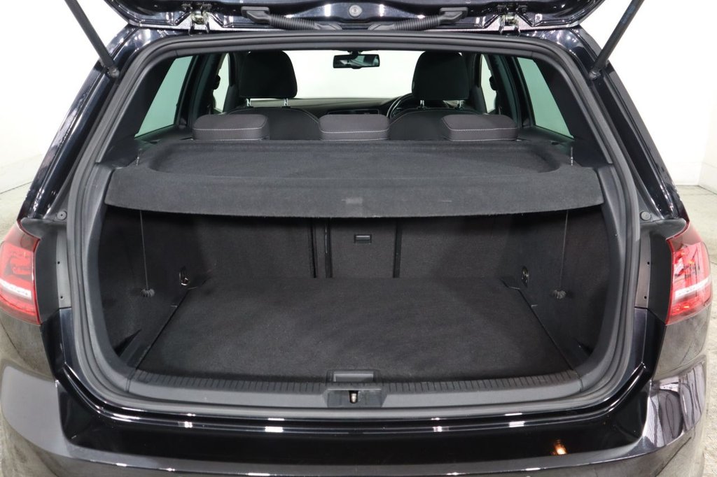 Used Volkswagen Golf 2015 for sale - 76256472: Photo 9