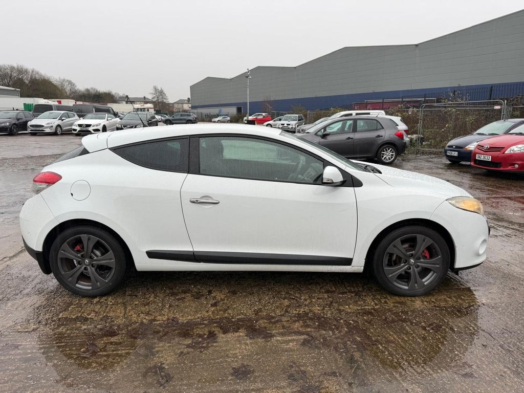 Used Renault Megane 2009 for sale - 77227102: Photo 2