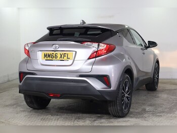 Used Toyota C-HR 2017 for sale - 78431085: Photo