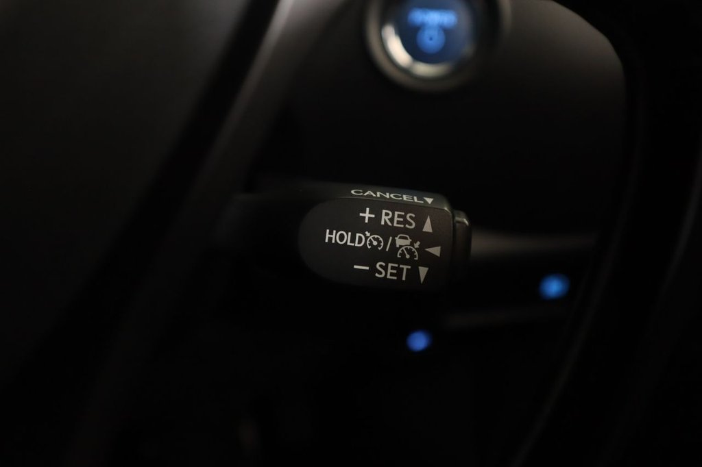 Used Toyota C-HR 2017 for sale - 77111132: Photo 25