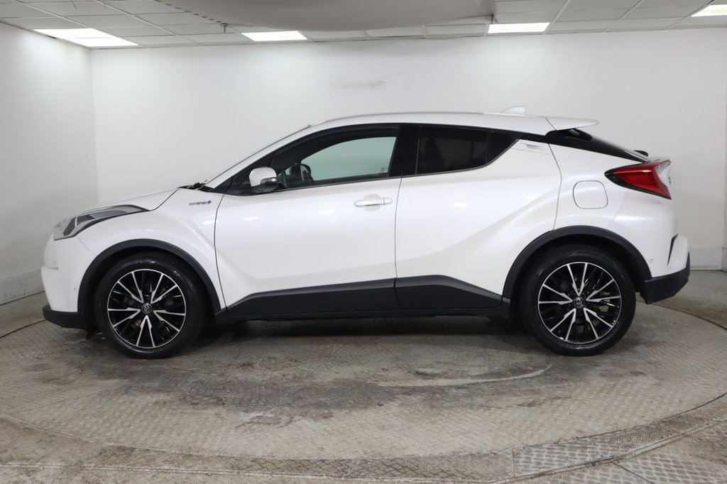 Used Toyota C-HR 2017 for sale - 77111132: Photo 8