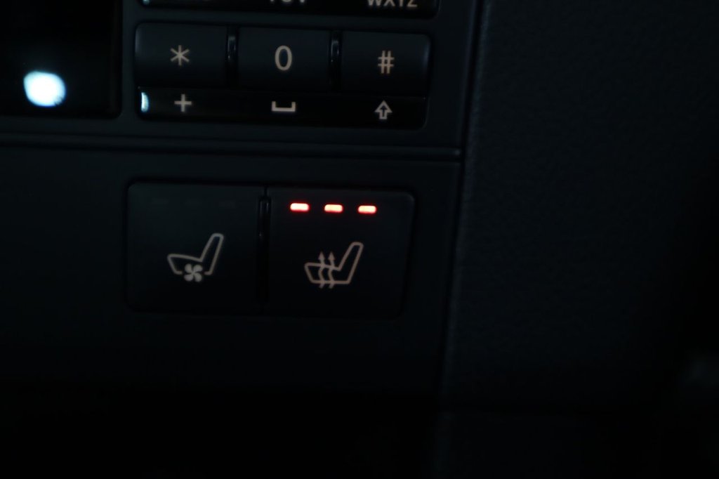 Used Mercedes-Benz E Class 2013 for sale - 76711089: Photo 24