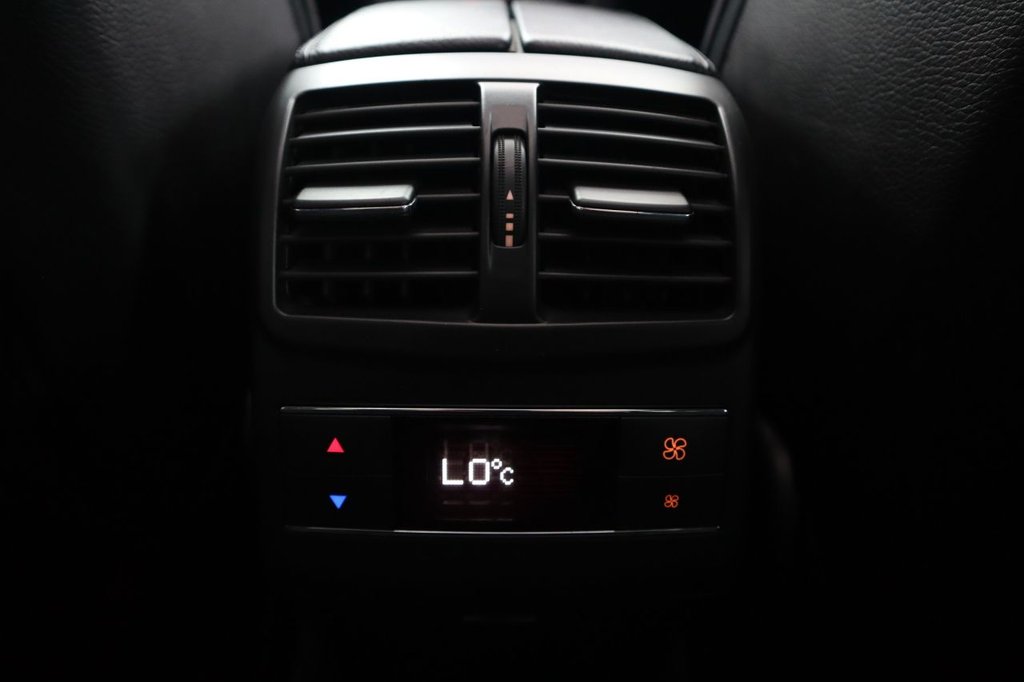 Used Mercedes-Benz E Class 2013 for sale - 76711089: Photo 27