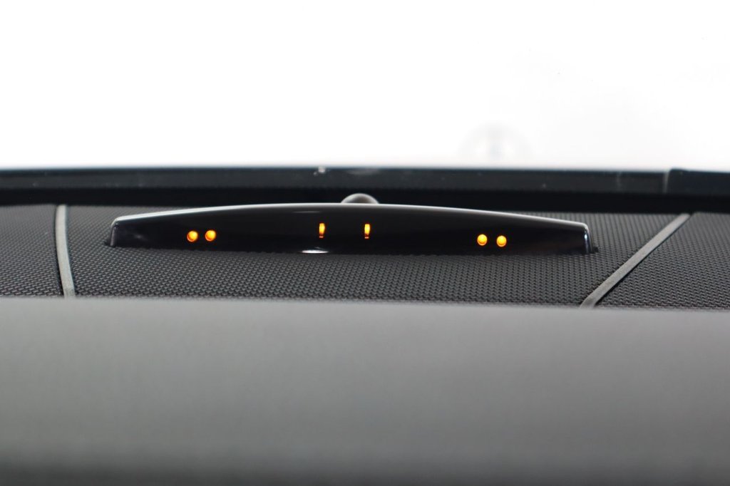 Used Mercedes-Benz E Class 2013 for sale - 76711089: Photo 32