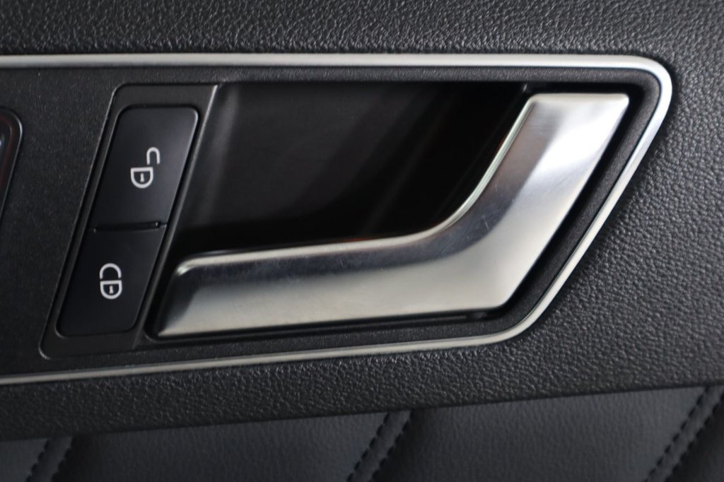 Used Mercedes-Benz E Class 2013 for sale - 76711089: Photo 34