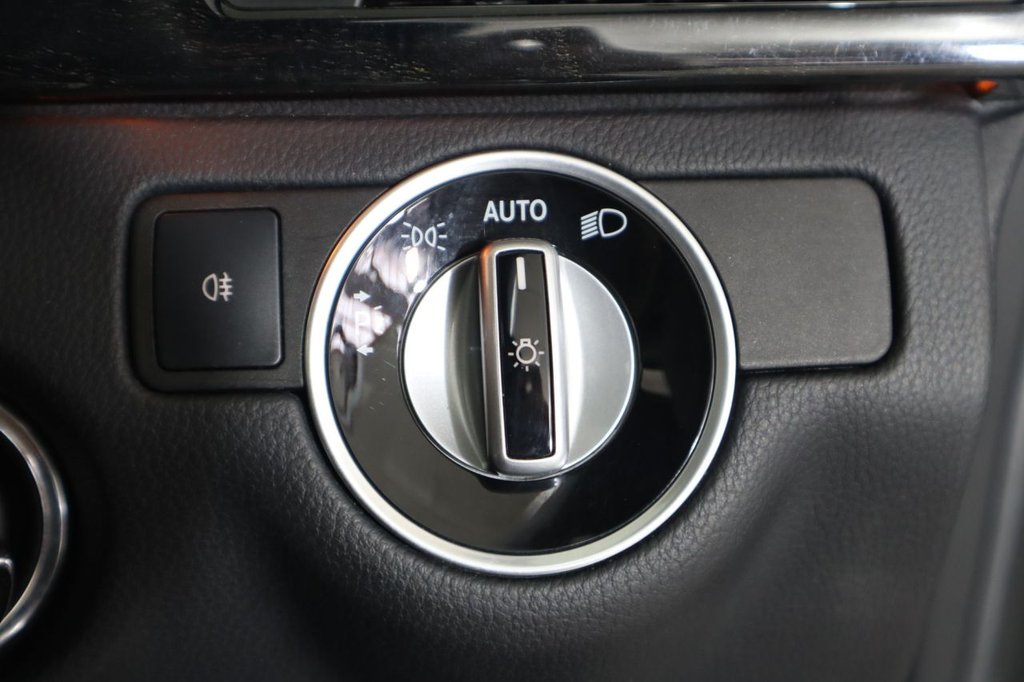 Used Mercedes-Benz E Class 2013 for sale - 76711089: Photo 37