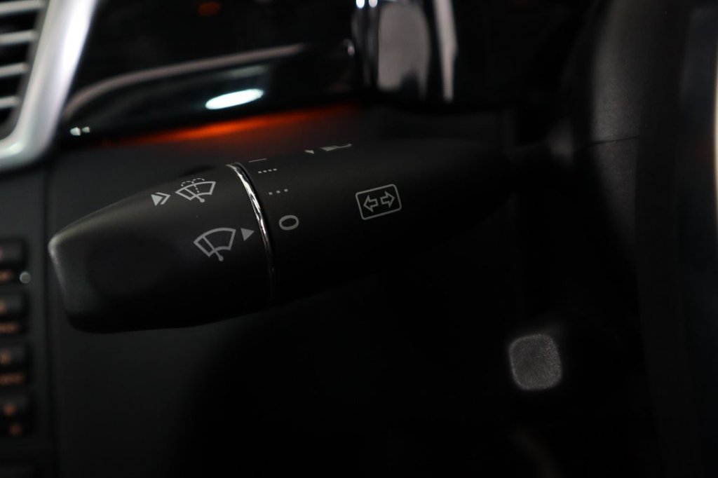 Used Mercedes-Benz E Class 2013 for sale - 76711089: Photo 40