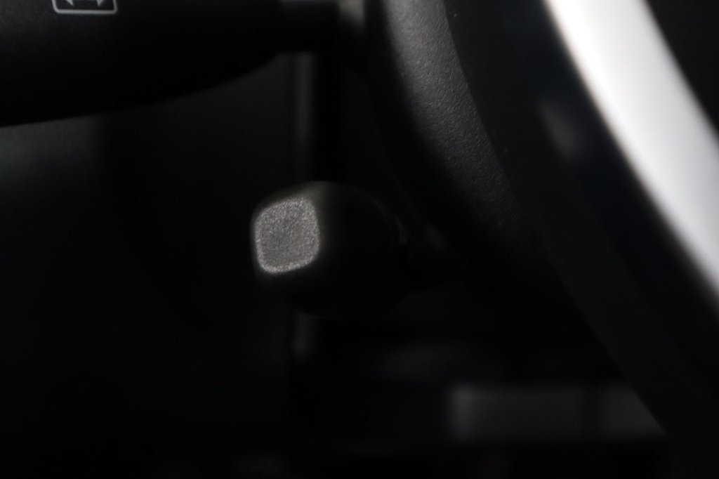 Used Mercedes-Benz E Class 2013 for sale - 76711089: Photo 41