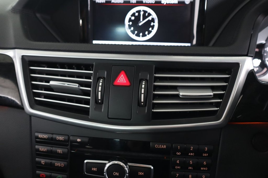 Used Mercedes-Benz E Class 2013 for sale - 76711089: Photo 42