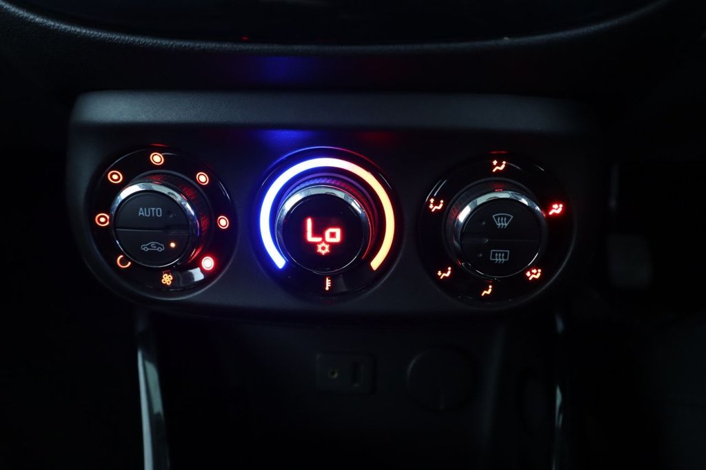 Used Vauxhall ADAM 2013 for sale - 76642585: Photo 22