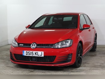 Used Volkswagen Golf 2015 for sale - 75275935: Photo