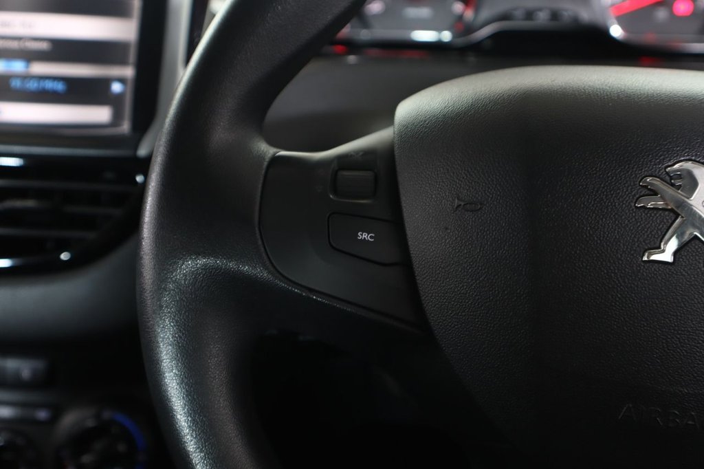 Used Peugeot 208 2013 for sale - 77200347: Photo 34