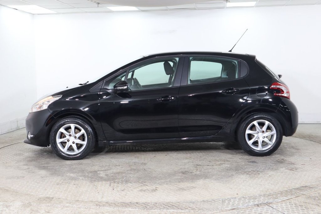 Used Peugeot 208 2013 for sale - 77200347: Photo 8