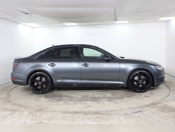 Used Audi A4 2017 for sale - 77302489: Photo