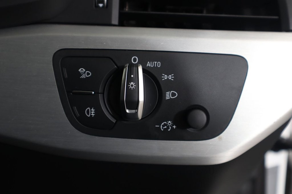 Used Audi A4 2018 for sale - 77250690: Photo 33