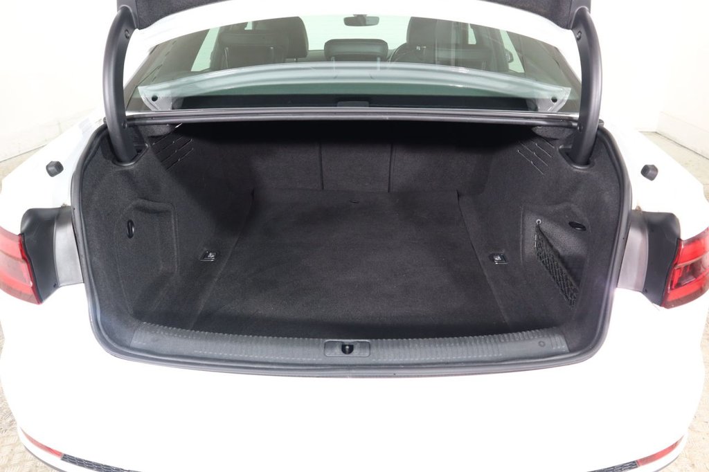 Used Audi A4 2018 for sale - 77250690: Photo 9