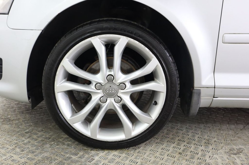 Used Audi A3 2009 for sale - 76028983: Photo 14