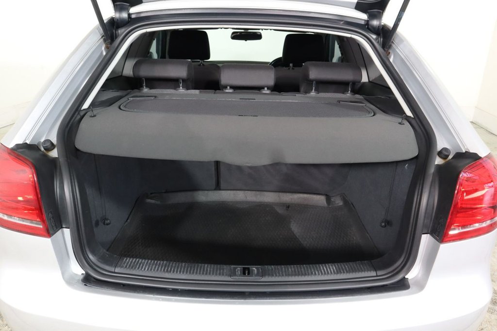 Used Audi A3 2009 for sale - 76028983: Photo 9