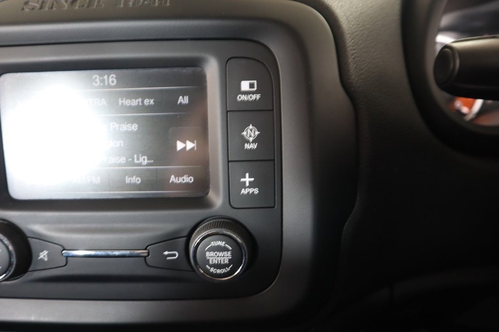 Used Jeep Renegade 2016 for sale - 76914816: Photo 37