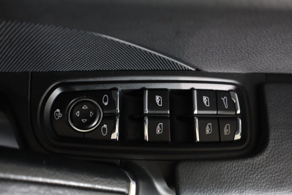 Used Porsche Cayenne 2013 for sale - 77341897: Photo 35