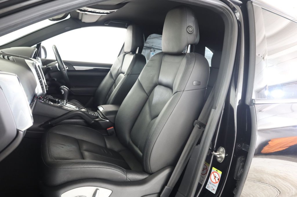 Used Porsche Cayenne 2013 for sale - 77341897: Photo 47