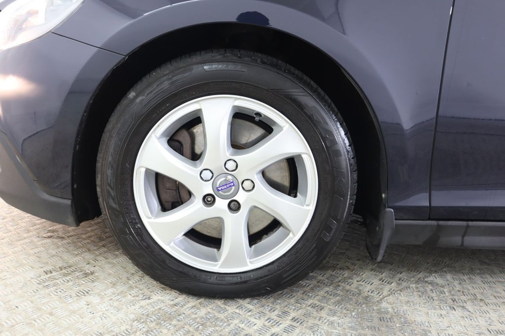 Used Volvo V40 2016 for sale - 77499342: Photo 14