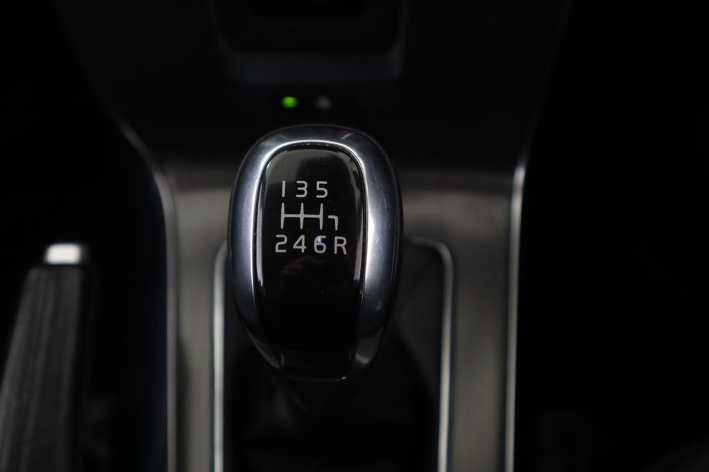 Used Volvo V40 2016 for sale - 77499342: Photo 18