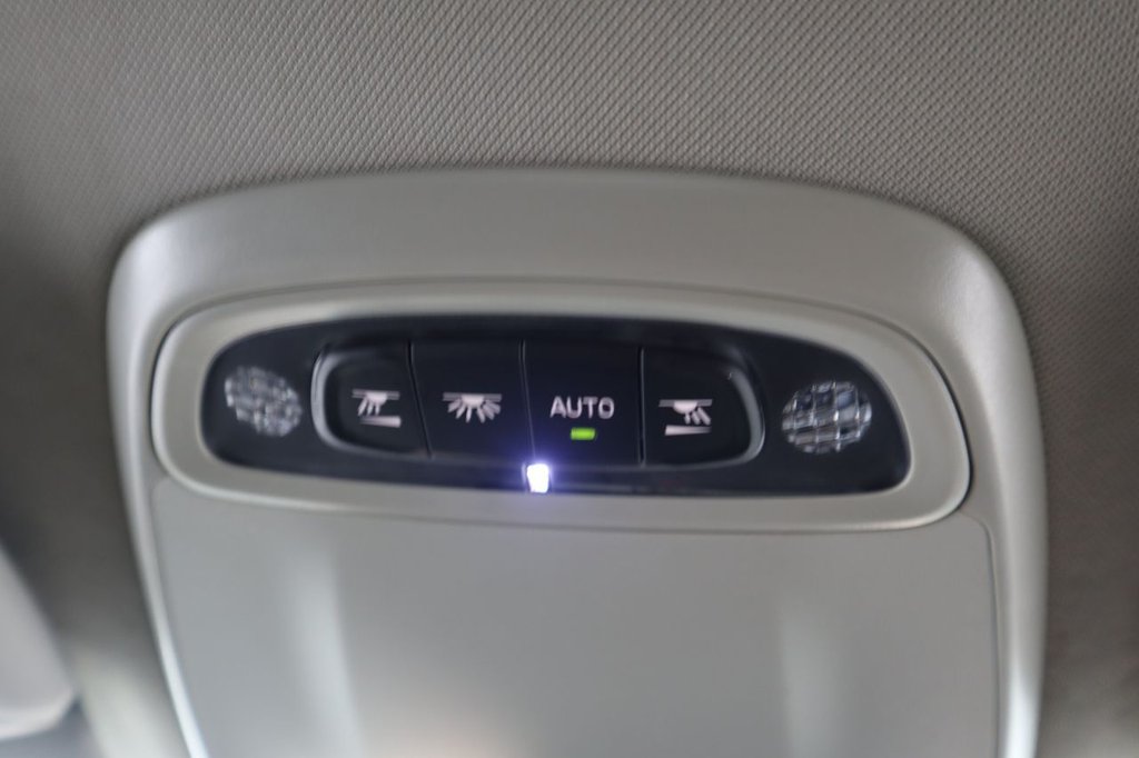 Used Volvo V40 2016 for sale - 77499342: Photo 22