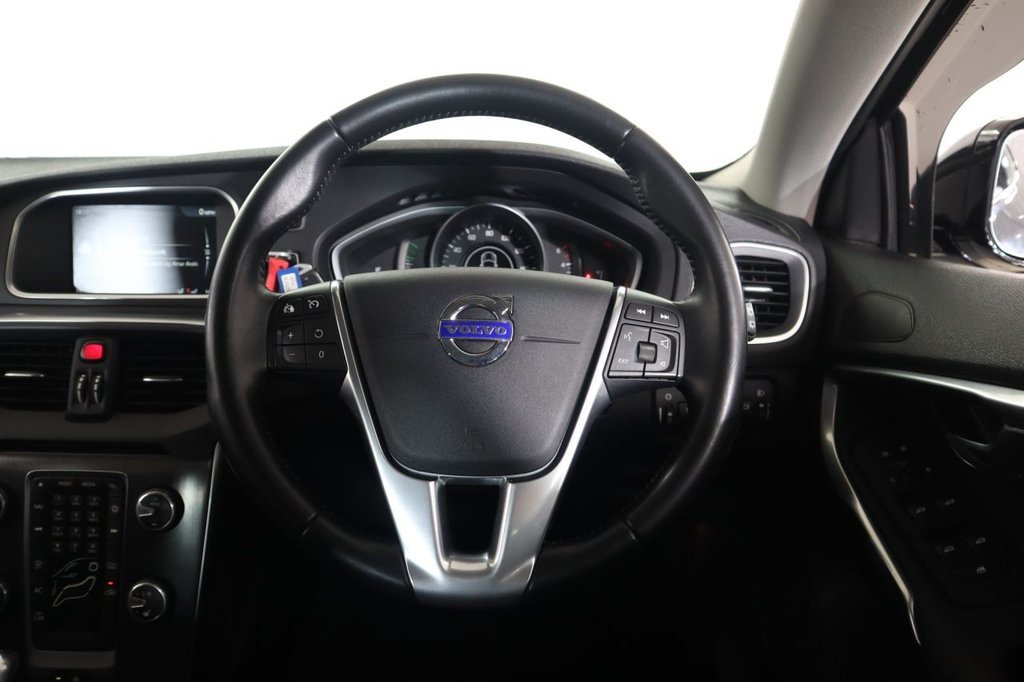 Used Volvo V40 2016 for sale - 77499342: Photo 36