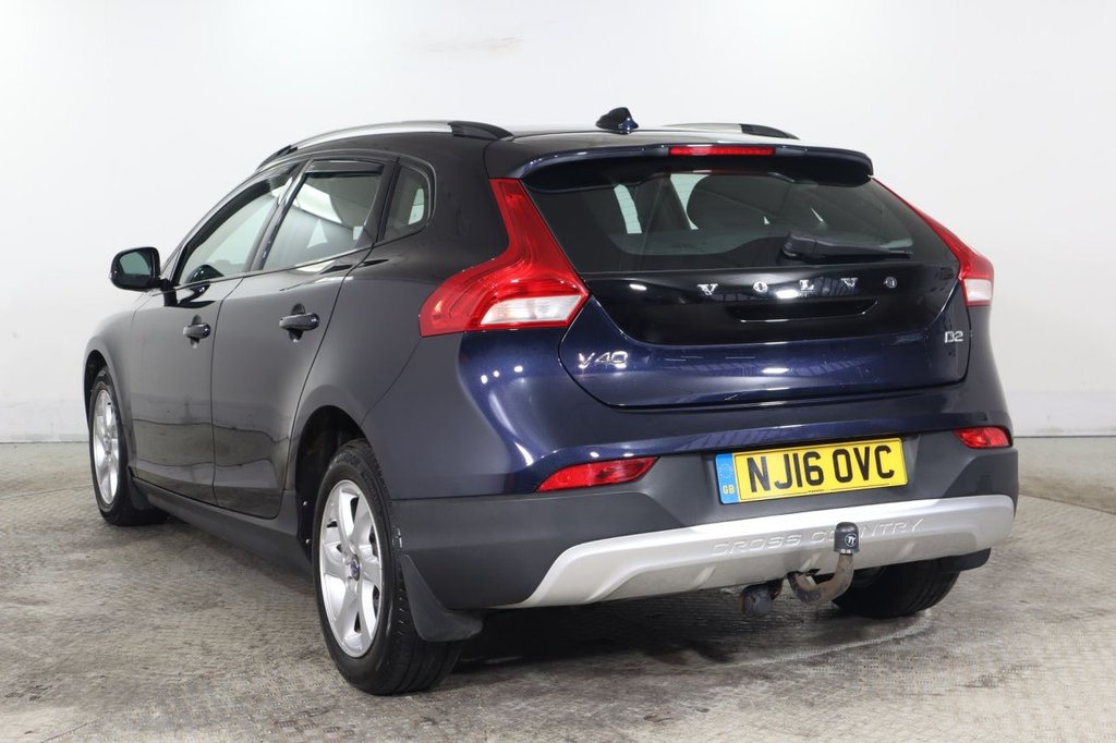 Used Volvo V40 2016 for sale - 77499342: Photo 6