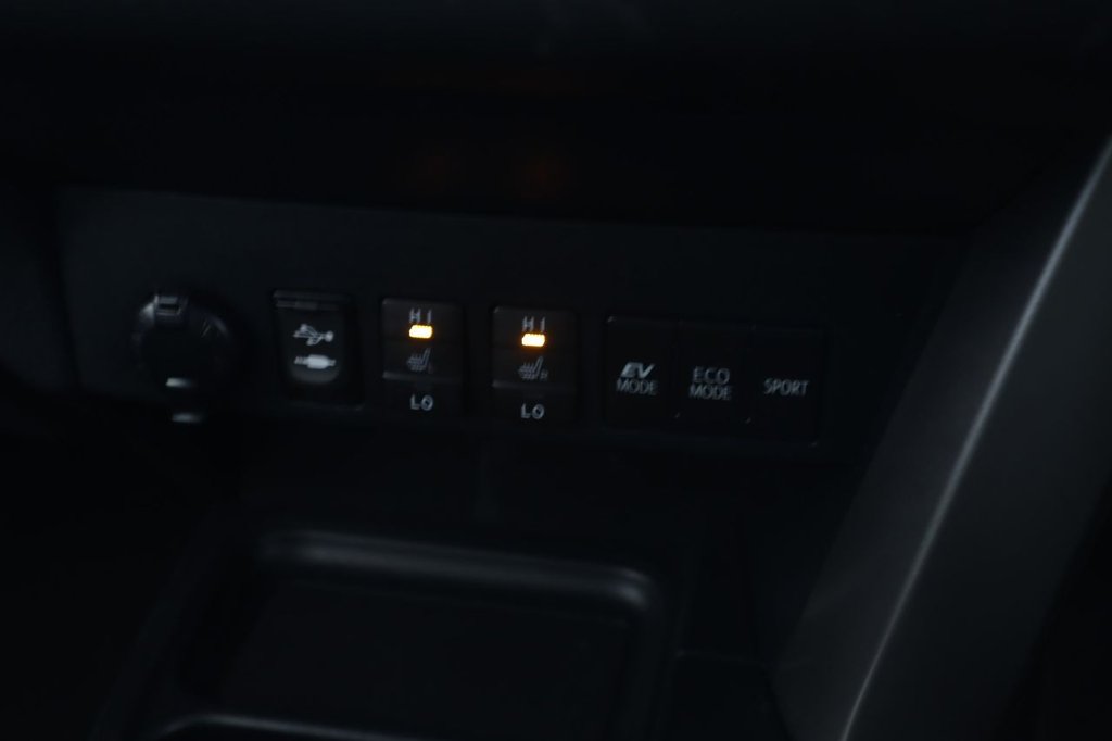 Used Toyota RAV4 2016 for sale - 77153731: Photo 26