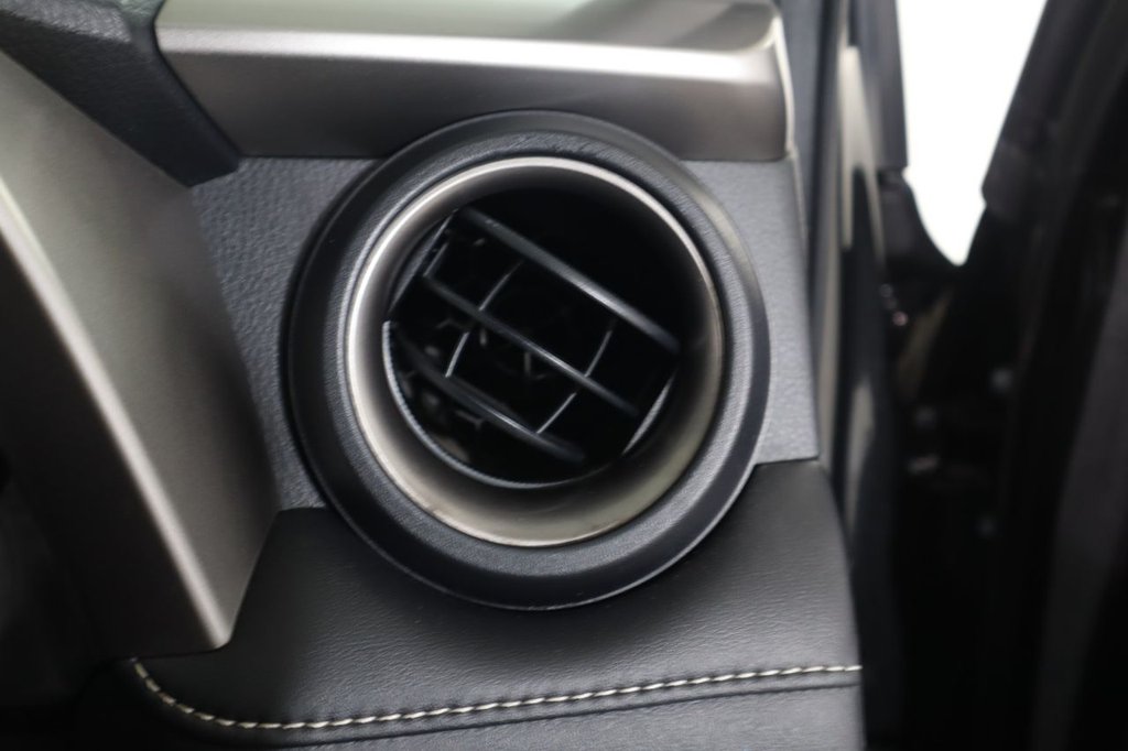 Used Toyota RAV4 2016 for sale - 77153731: Photo 34