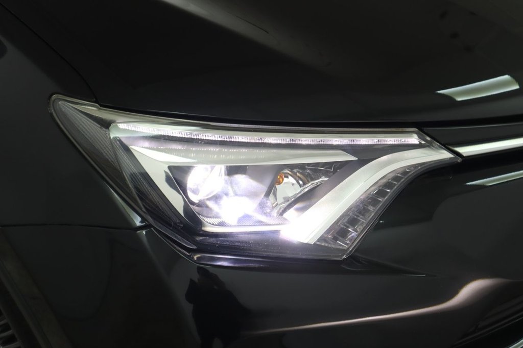 Used Toyota RAV4 2016 for sale - 77171857: Photo 11