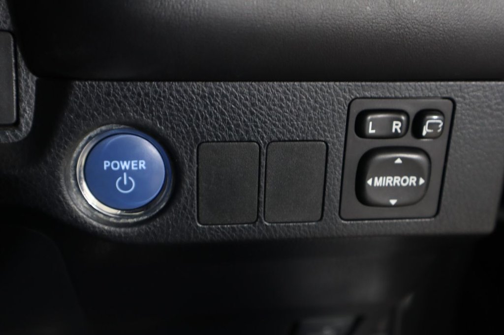 Used Toyota RAV4 2016 for sale - 77171857: Photo 22