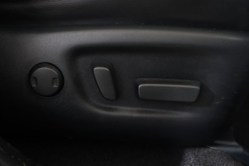 Used Toyota RAV4 2016 for sale - 77171857: Photo 24